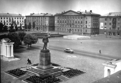 Площадь Ленина в г . Брест