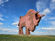 20-метровый страж трассы М1: Как зубр стал главной достопримечательностью белорусской трассы