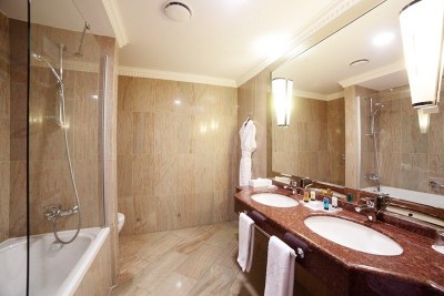 Гостиница «Crowne Plaza Minsk» 5*