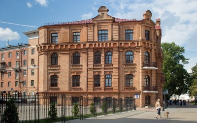 Здание женской гимназии Рейман в г. Минск