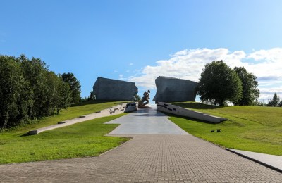 Мемориальный комплекс «Прорыв» в д. Паперино