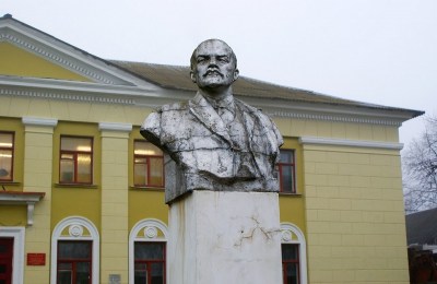 Памятник Ленину в д. Городище