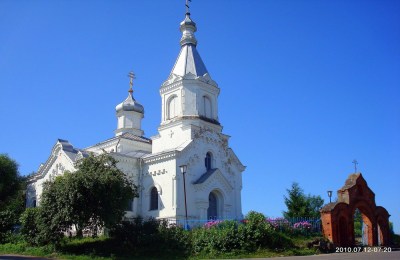 Свято-Николаевская церковь в д. Иказнь