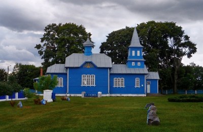 Спасо-Преображенская церковь в д. Язвинки